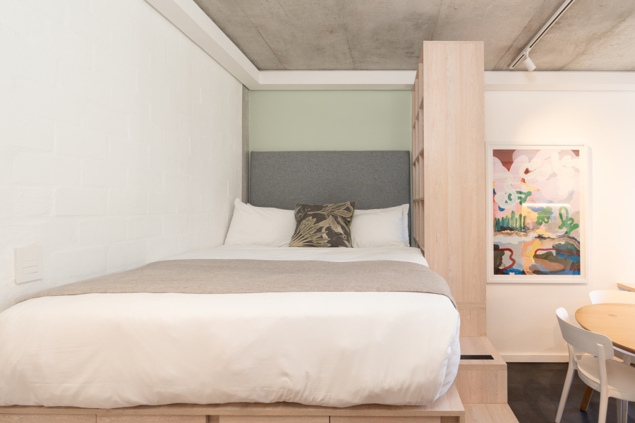 1 Bedroom Property for Sale in Sea Point Western Cape